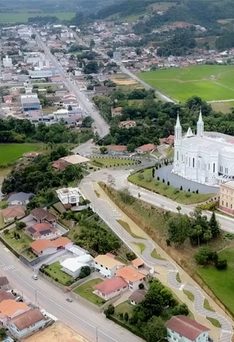 Imagem aérea do centro da cidade de Rio do Oeste